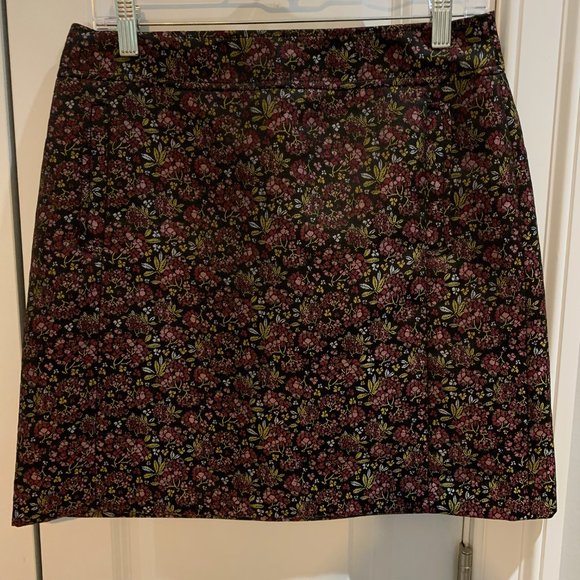 LOFT Dresses & Skirts - Never Worn Ann Taylor Loft high waisted, floral skirt
